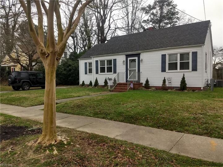 Property Photo: 131 Howe St VA 23503