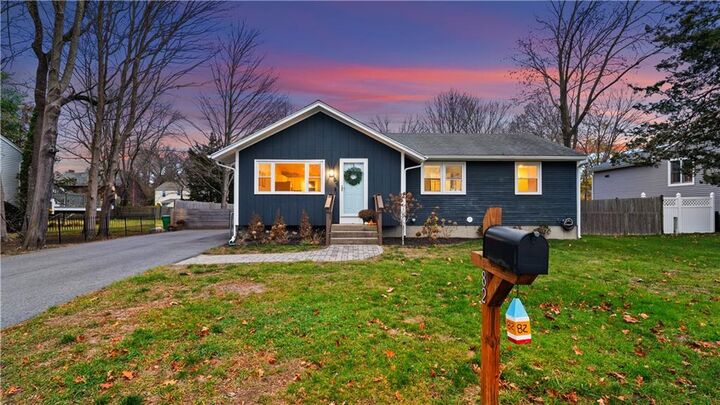 82 Primrose Drive  Warwick RI 02818 photo