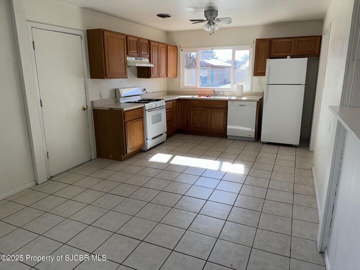 Property Photo: 714 La Plata Drive NM 87401