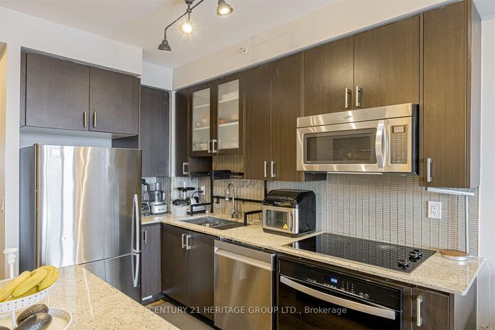 Photo de la propriété:  9090 Yonge Street 611  ON L4C 0Z1 