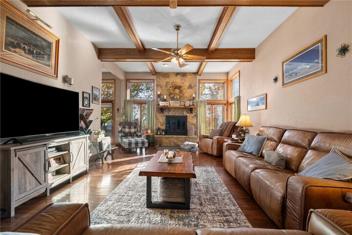 Property Photo:  338 Quarry Rd  PA 15301 