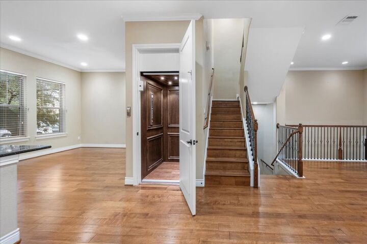 Property Photo: 1009 Highknoll Lane TX 78628