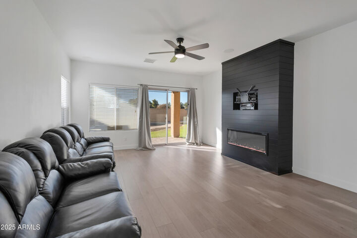 Property Photo: 41344 N Salix Drive AZ 85140
