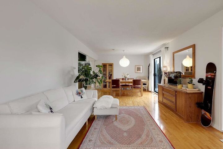 Property Photo: 1479 Elinor Crescent BC V3C 6M5