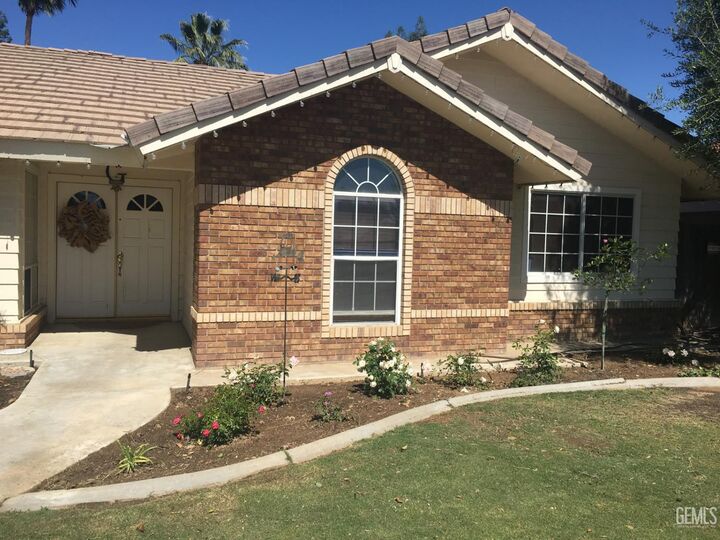 3311 Petite Sirah Street  Bakersfield CA 93306 photo