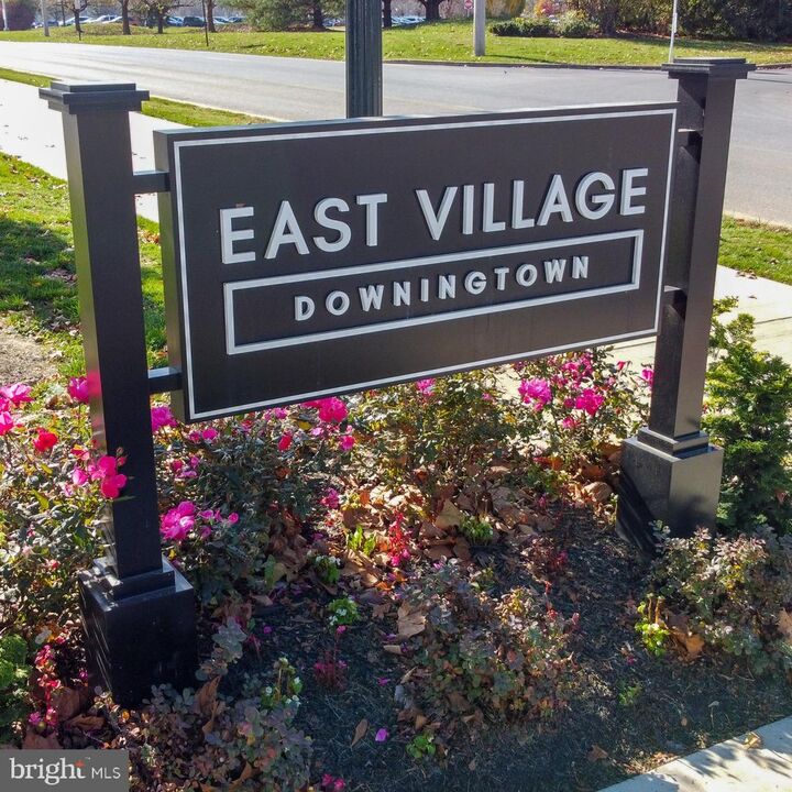 29 N Tompkins Square  Downingtown PA 19335 photo