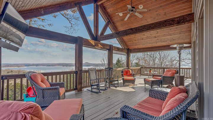 Property Photo:  312 County Road  AR 72653 