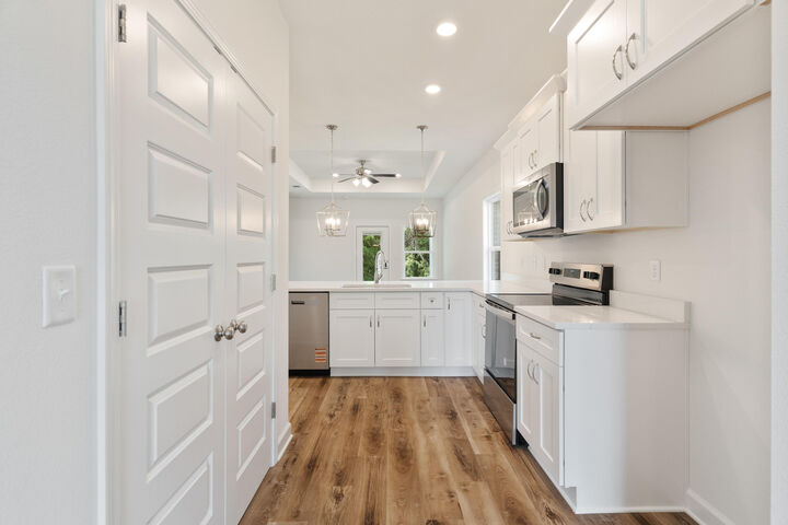 Property Photo: 968 Texas Parkway FL 32536