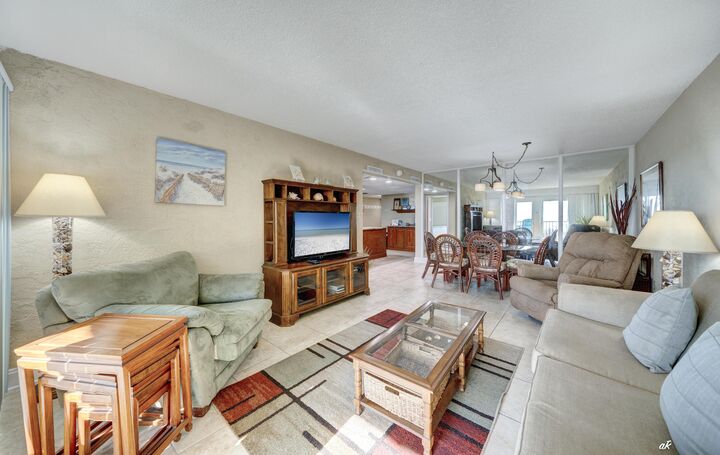 Property Photo:  8727 Thomas Drive C17  FL 32408 