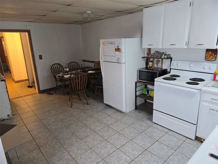 Property Photo: 114 E Plum Street PA 16412