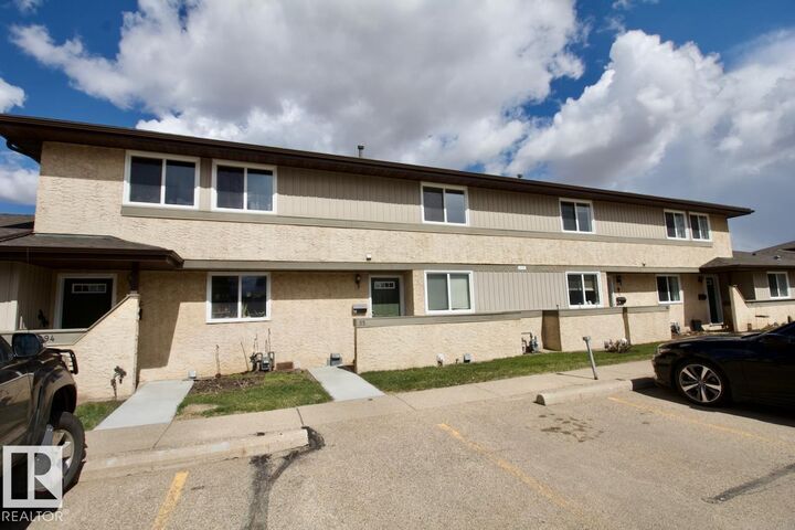 8930 99 Avenue 95  Fort Saskatchewan AB T8L 3L1 photo