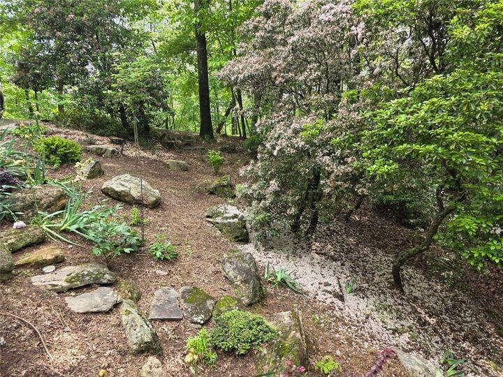 Property Photo: 73 Brentwood Court GA 30571