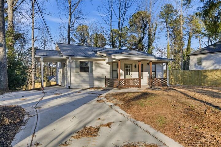 Property Photo: 1760 Woodland Trail GA 30041