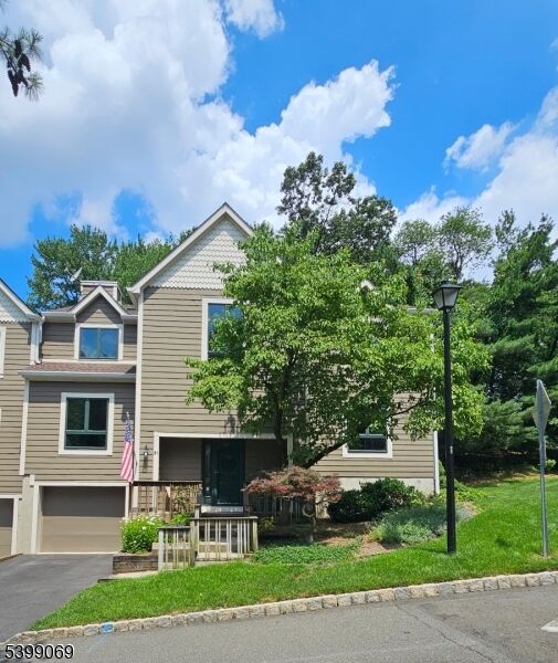 Property Photo:  51 Mill Pond Rd 51  NJ 07424 