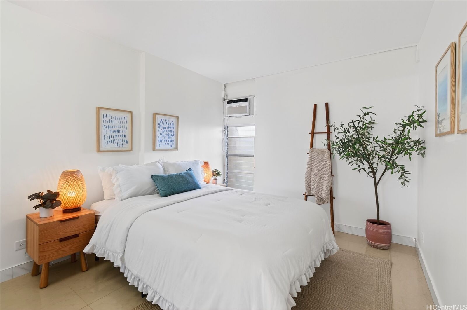 Property Photo:  1050 Kinau Street 501  HI 96815 