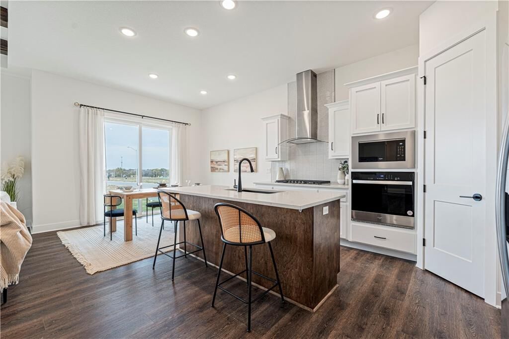 Property Photo:  1431 N 162nd Terrace  KS 66007 