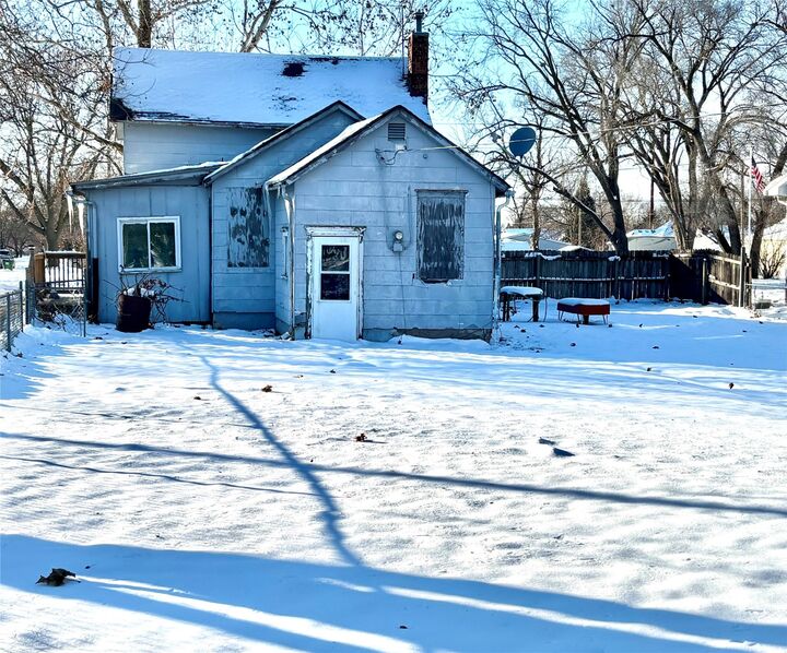 Property Photo: 403 16th Street IA 50036