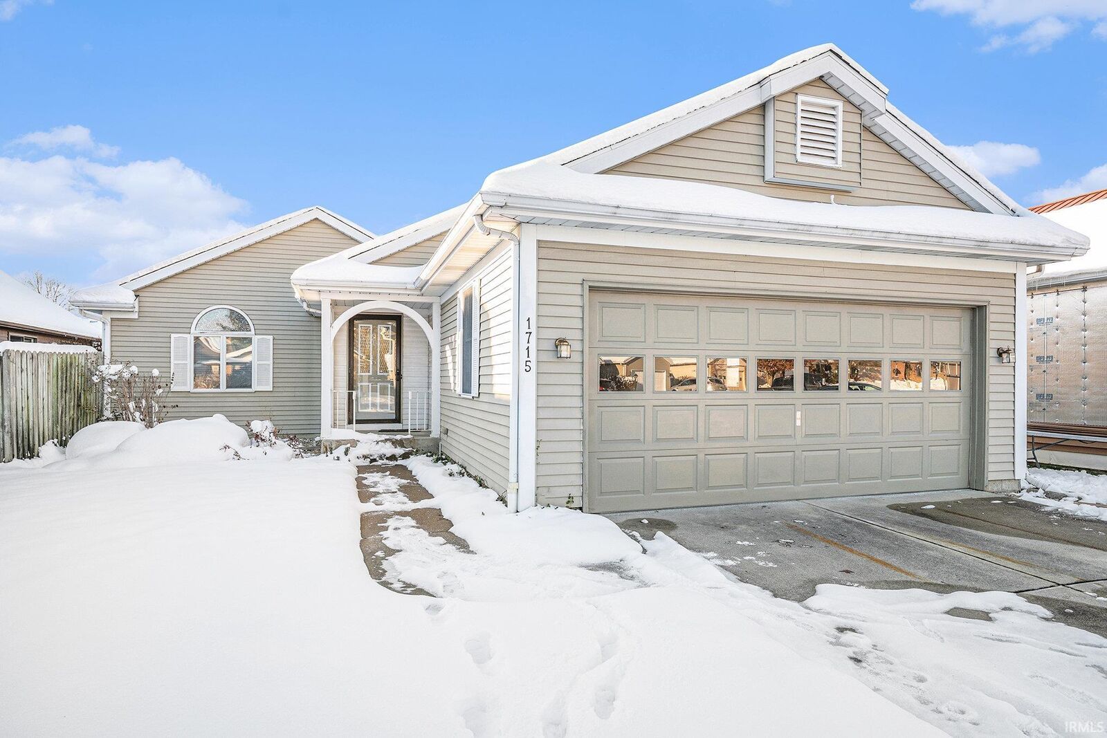 Property Photo: 1715 Woodland Drive IN 46514