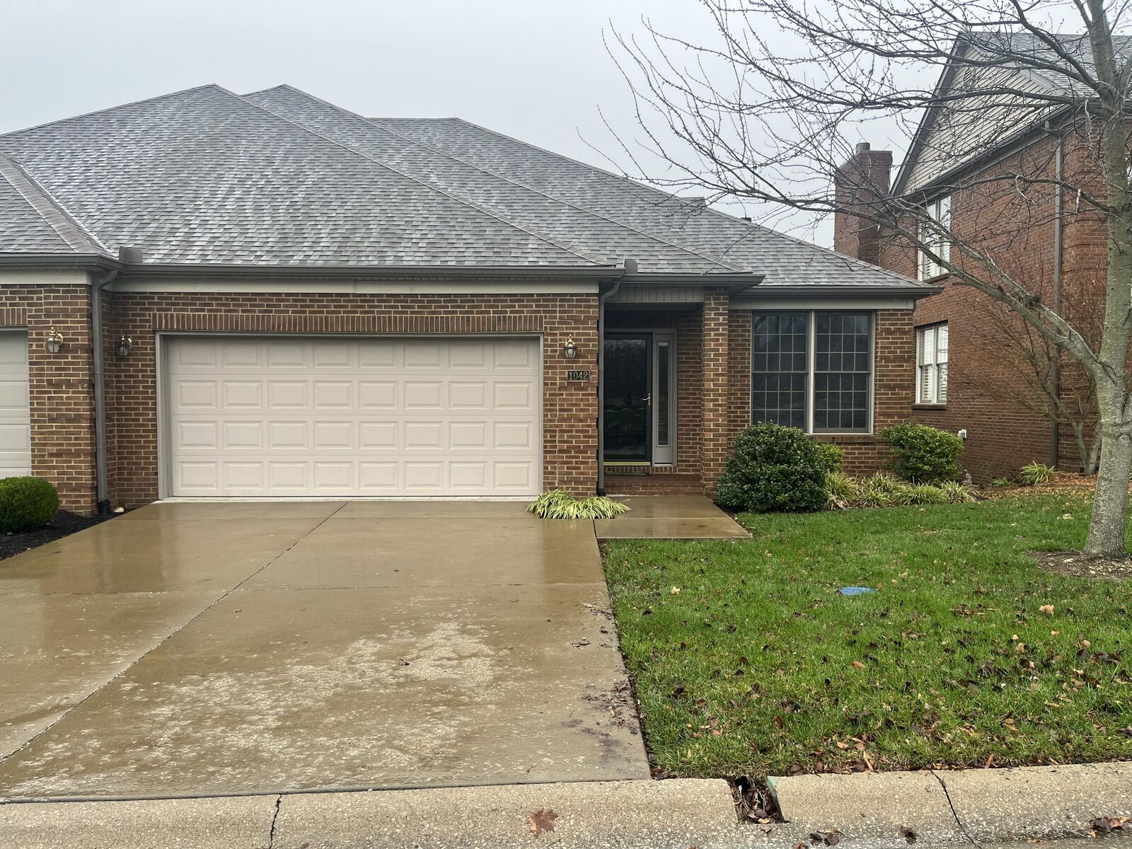 Property Photo:  1042 Highlands Drive #2  KY 40475 