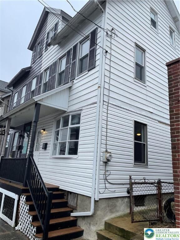 Property Photo: 312 E Garrison Street PA 18018