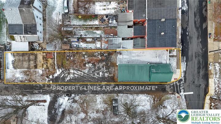 Property Photo:  310 S 2nd Street  PA 18049 