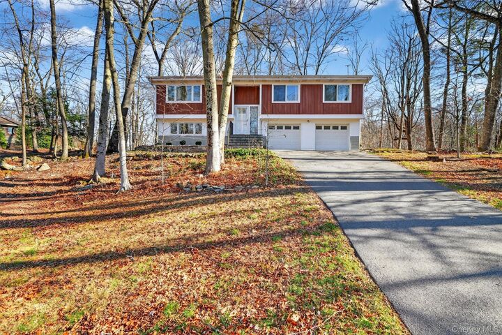 2802 Deer Street  Mohegan Lake NY 10547 photo