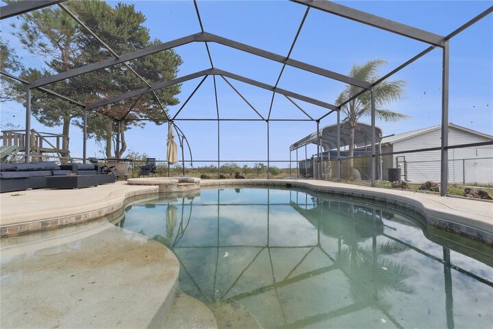 Property Photo: 1115 Keller Road FL 33841