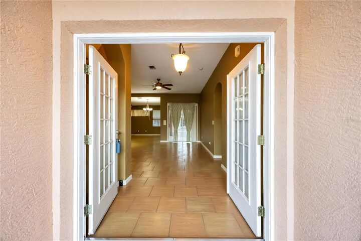 Property Photo: 8421 Norbert Avenue FL 34287