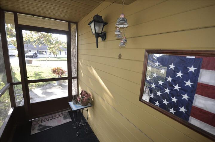 Property Photo: 3307 Willow Oak Drive FL 32141