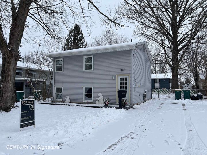 Property Photo: 335 Beach Street MI 48458
