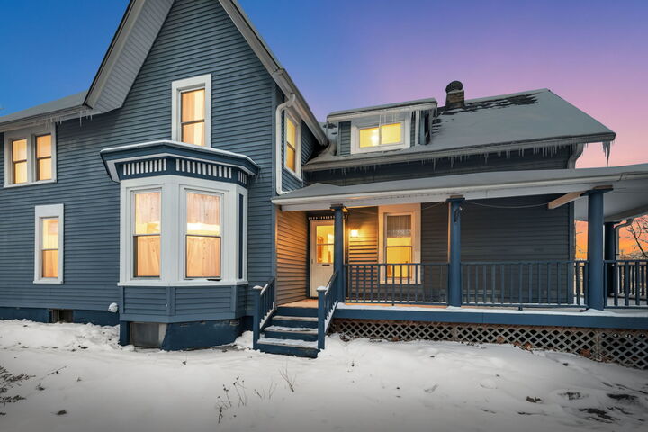 Property Photo: 217 Henry Street IL 60120