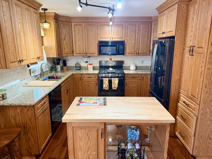 Property Photo: 15813 Jon Road IL 60452