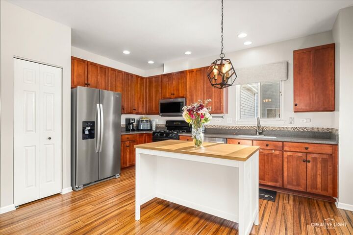 Property Photo:  2455 Montclair Lane  IL 60538 