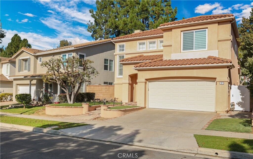 Property Photo:  27 Straw Flower  CA 92620 