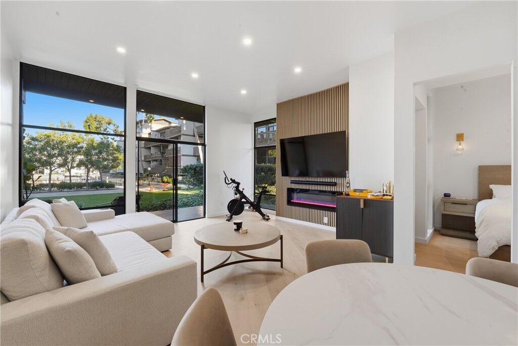 Property Photo: 8103 Marina Pacifica N CA 90803