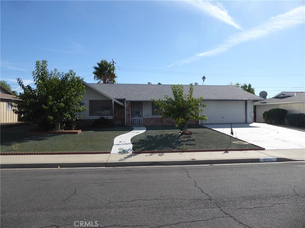 Property Photo: 28762 Olympia CA 92586
