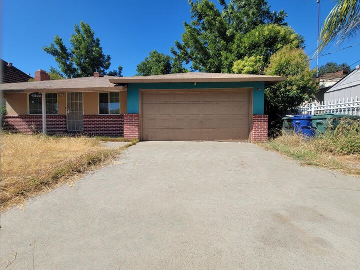 Property Photo: 4205 Sierra Vista Avenue CA 95820