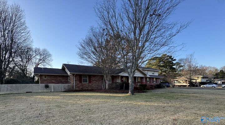 Property Photo: 10022 SE Hampshire Drive SE AL 35803