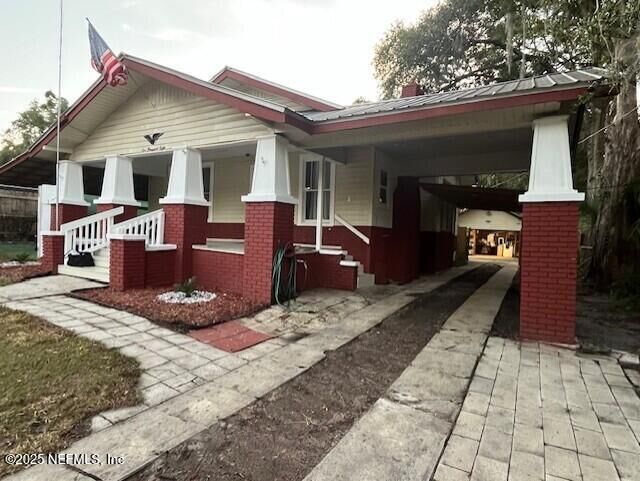 Property Photo: 108 Fern Street FL 32177