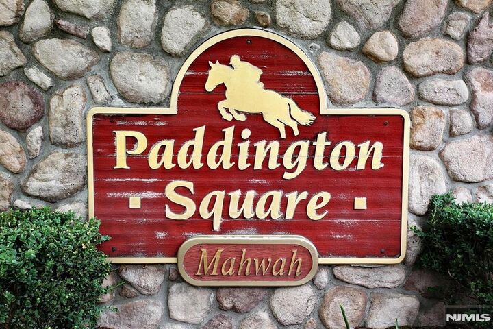 Property Photo: 1141 Hyde Park Court NJ 07430