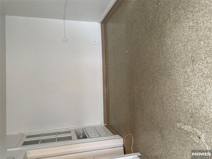 Property Photo:  430 Lexington Avenue 11  NJ 07011 