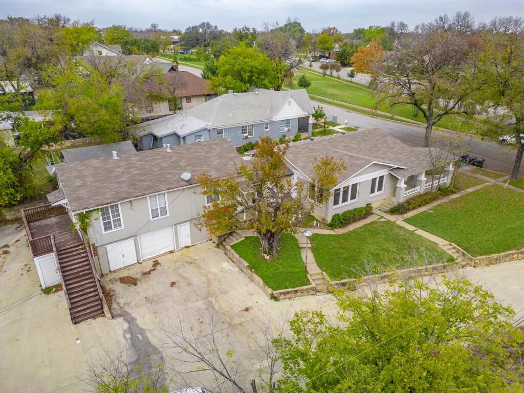 Photo de la propriété: 1301 Grand Avenue TX 76164