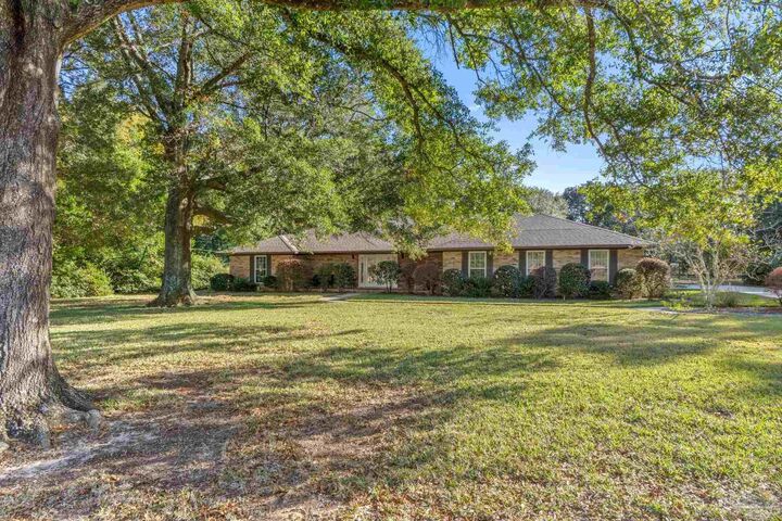 2725 Jarada Dr  Pensacola FL 32526 photo