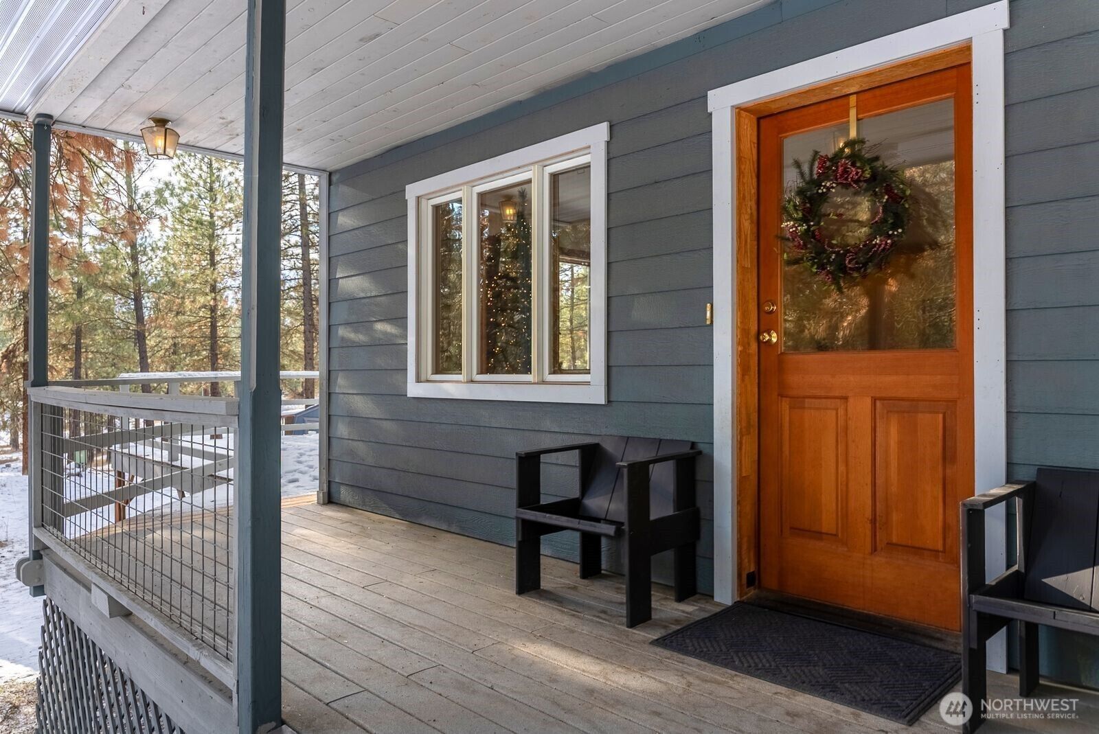 Property Photo: 5 Chase Road S WA 98862