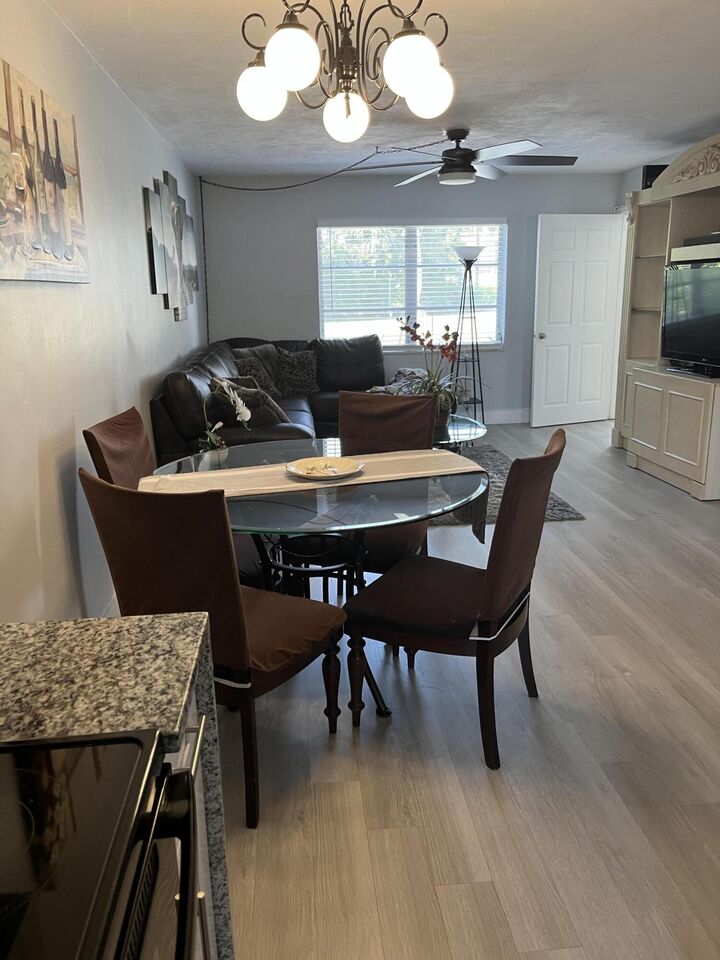 Property Photo: 143 West Court FL 33411