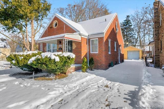 Property Photo: 18500 Warwick Street MI 48219