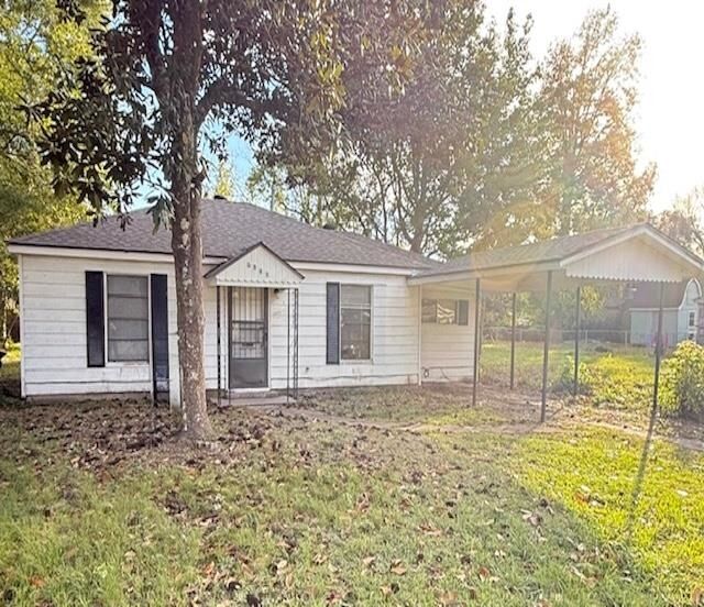 Property Photo:  1865 E Lucas Dr  TX 77703 