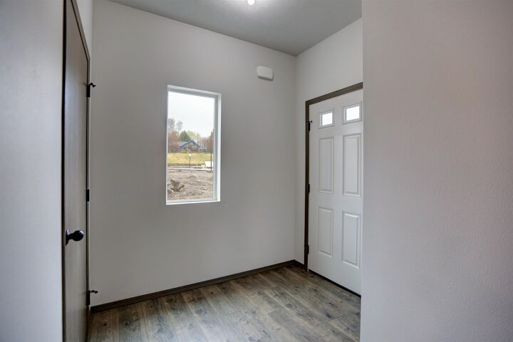 Property Photo:  407 N Martini Ln  WA 99206 