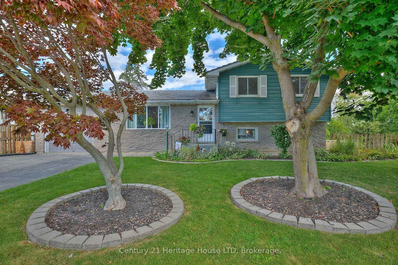 Property Photo: 15 Malkin Avenue ON L2A 5H9