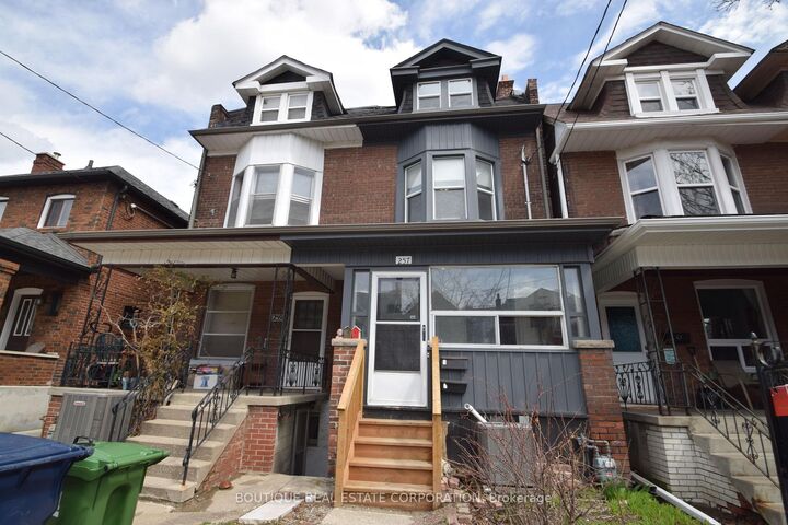 Property Photo: 257 Concord Avenue ON M6H 2P4